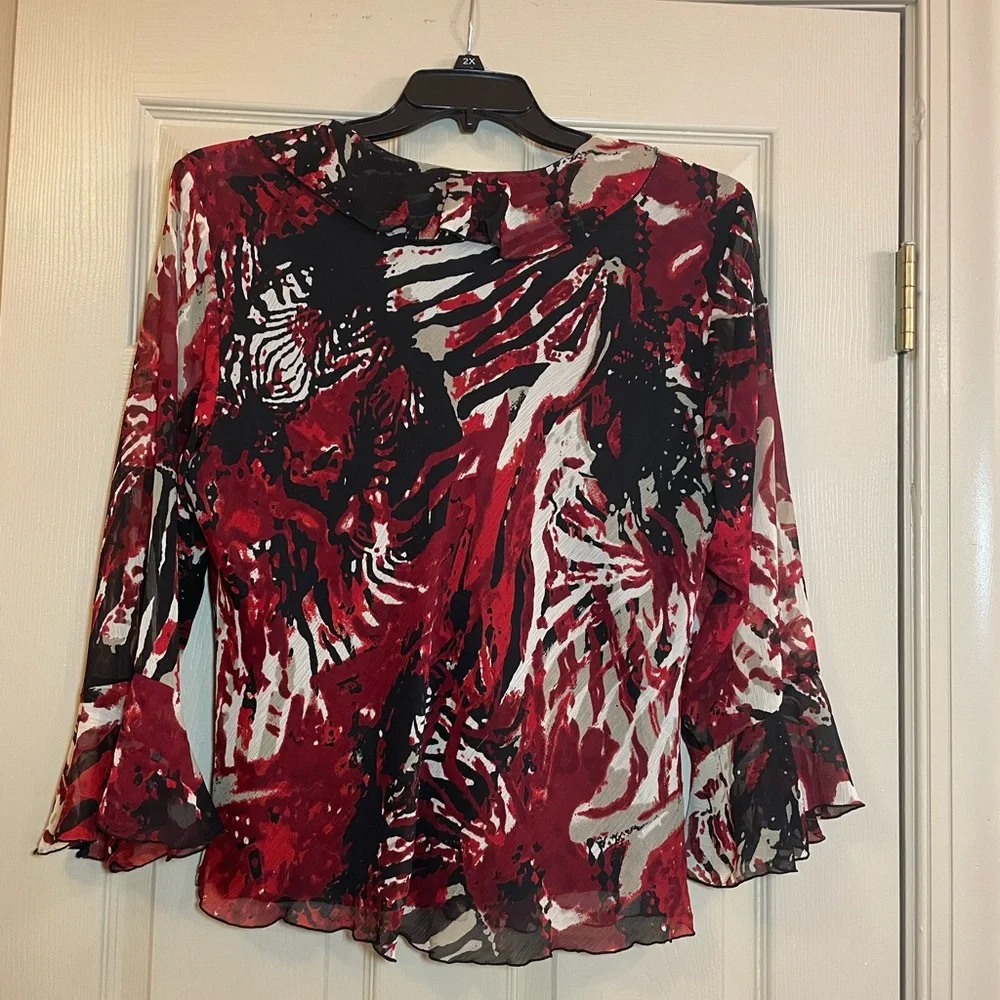 Dressbarn V-Neck Black‎ and Red Ruffled Tie Front Blouse, Size XL